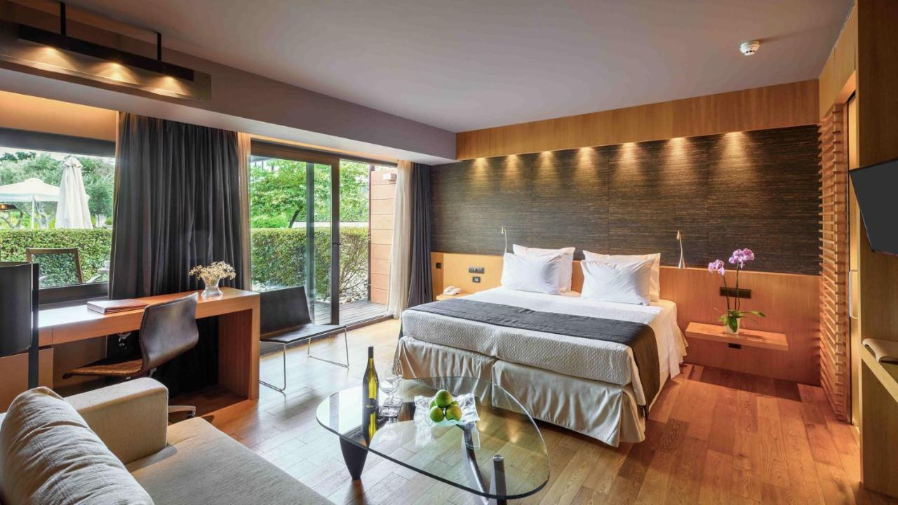 Alexander Beach Hotel & Spa Alexandroupoli Eksteriør billede A room at the hotel