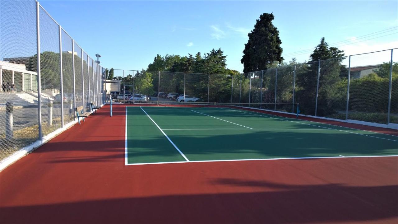 Alexander Beach Hotel & Spa Alexandroupoli Eksteriør billede Tennis court at the University of California, Santa Barbara